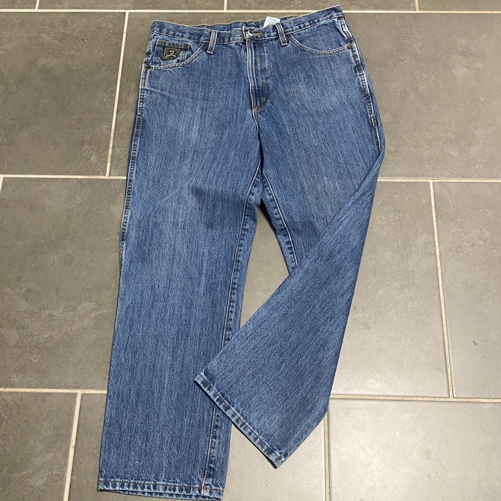 Cinch 35x30 jeans. - Picture 5 of 7